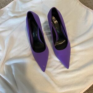 Fairly used purple Zara shoe